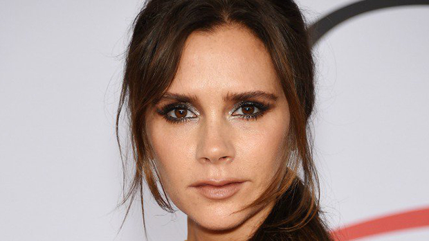 Victoria Beckham uses coconut oil for smooth skin - Aaarzu Magazine